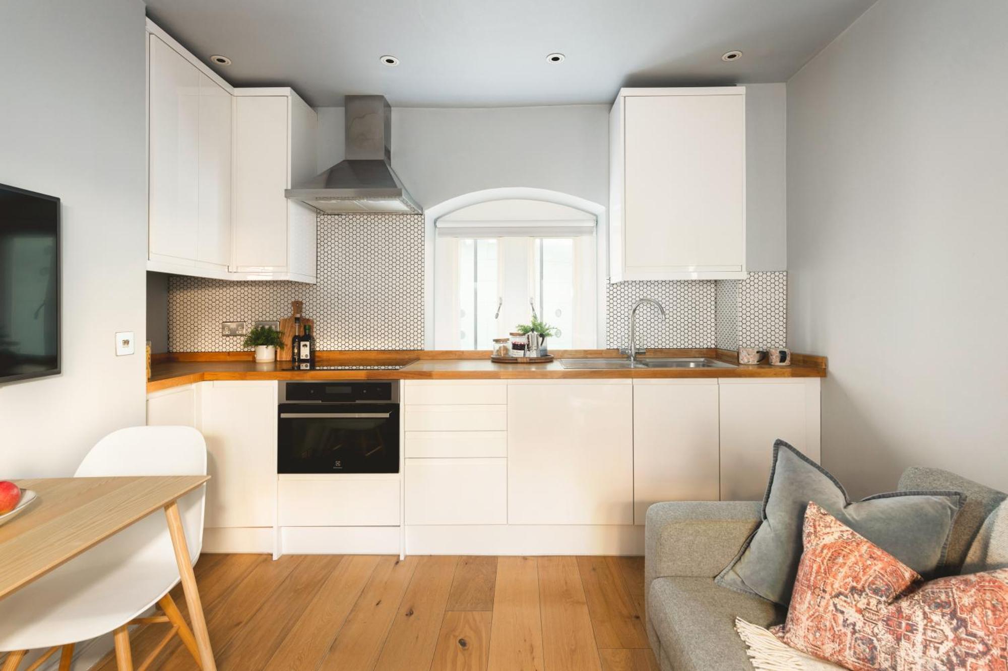 Apartment St Catherine's Hospital - Curated *
